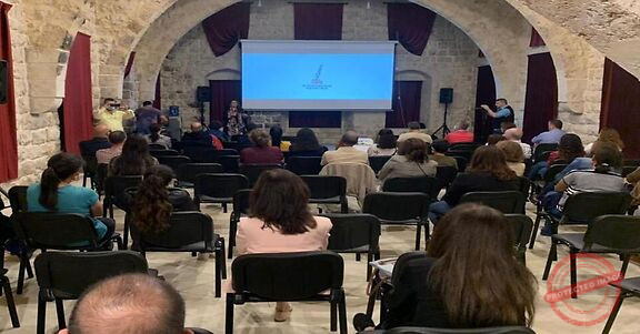 Read more about the article انطلاق نشاطات نادي السينما في معمل الحرير