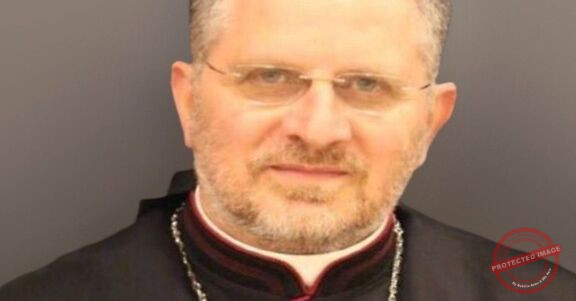 Read more about the article المطران عون افتتح دورات الاعداد للزواج