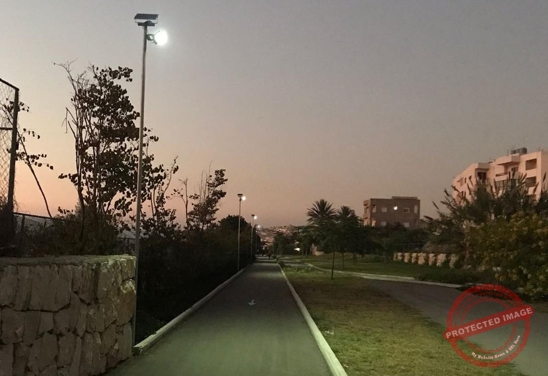 Read more about the article إنارة شارع في جبيل