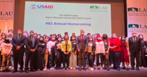 Read more about the article طلاب برنامج المنح الجامعية