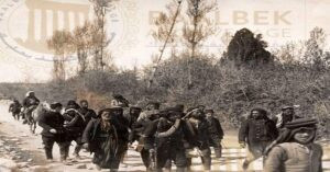 Read more about the article مسافرون عام 1900