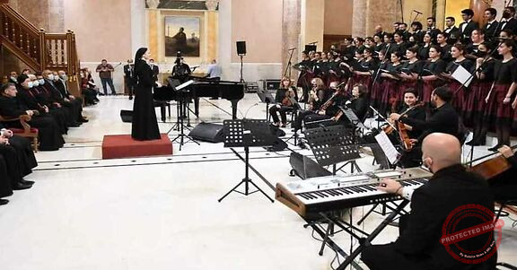 Read more about the article بيروت ترنم وجعها لكنها ترنم رجاءها