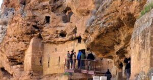 Read more about the article زيارة الى دير مار مارون العاصي وكنيسة مار شربل القاع