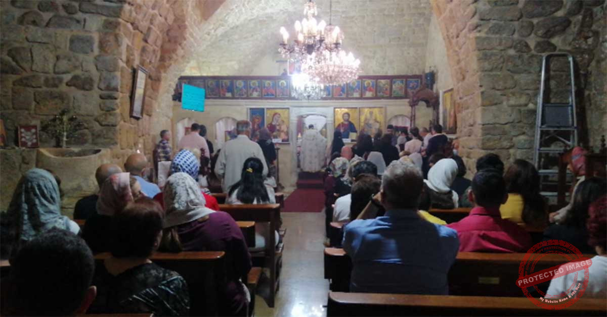 Read more about the article قداس احتفالي بالفصح في كنيسة مارنيقولاوس في صيدا القديمة