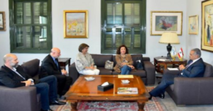 Read more about the article المرتضى عرض مع وفد من لجنة مهرجانات بعلبك برنامجها لهذا الصيف