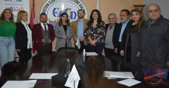 Read more about the article نادي الشرق لحوار الحضارات كرم مبدعين من الشباب اللبناني