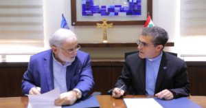Read more about the article توقيع بروتوكول بين أمل أبو زيد وجامعة الروح القدس