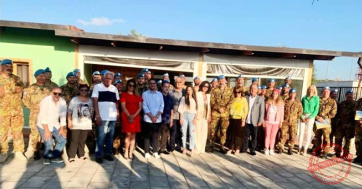 Read more about the article تكريم لليونيفيل وبلدية صور والصليب الأحمر