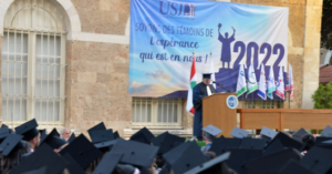 Read more about the article جامعة القديس يوسف خرجت 2200 من طلابها