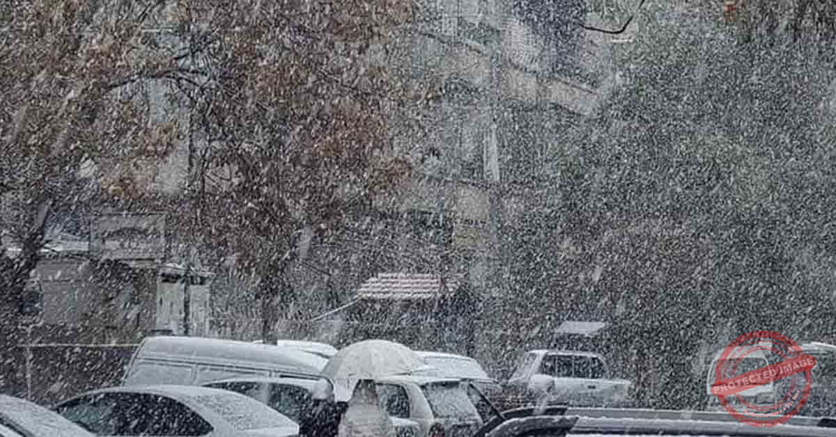 Read more about the article دمشق والثلج يغطّي ساحاتها
