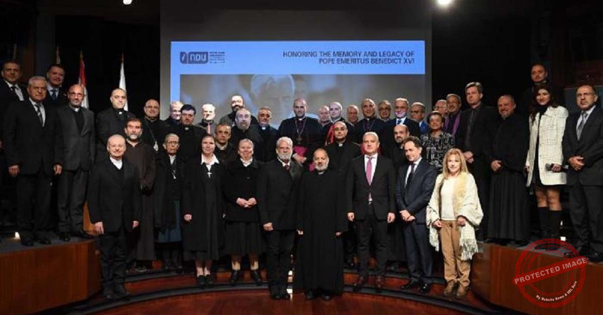 Read more about the article تكريم ذكرى وإرث البابا الفخري بينيدكتوس السادس عشر في جامعة سيدة اللويزة