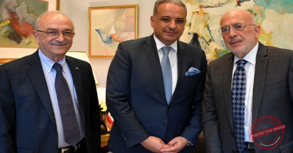 Read more about the article المرتضى عرض مع رئيس جامعة LAU شوؤنا ثقافية وجامعية