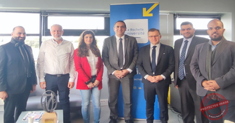 Read more about the article مذكّرة تفاهم بين جامعة البلمند وجامعة LA ROCHELLE الفرنسية