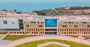 Read more about the article بين جامعة البلمند والجمعية الخيرية اليونانية
