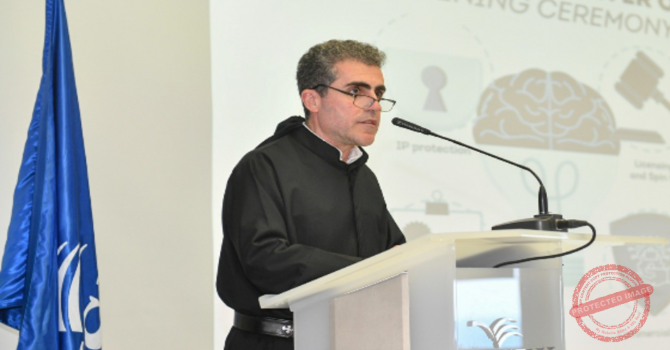 Read more about the article “مكتب نقل التكنولوجيا” لتعزيز الإبداع والقيادة الأخلاقية