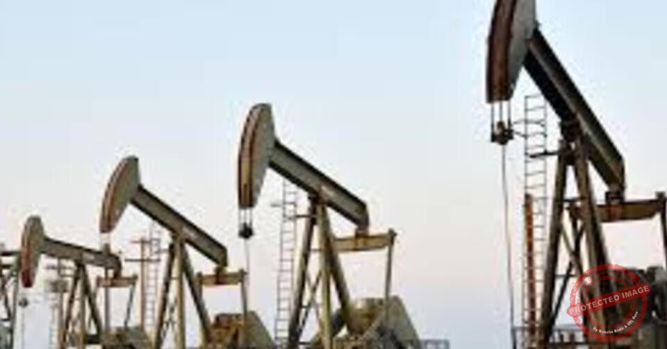 Read more about the article أسعار النفط تواصل الانخفاض
