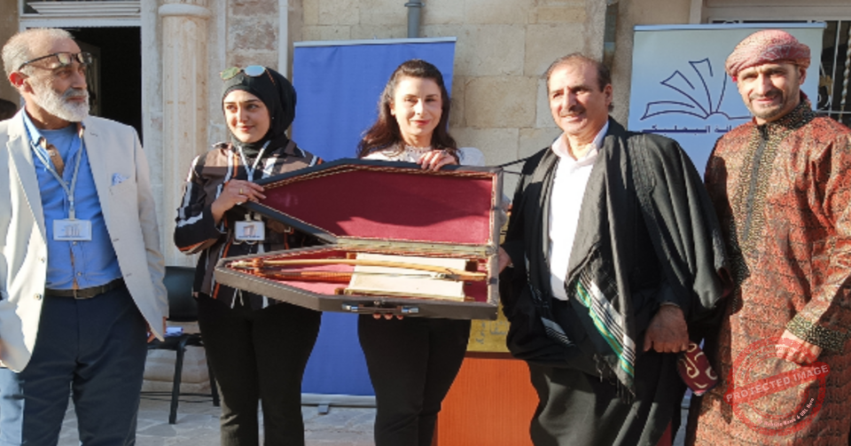 Read more about the article بيوتات بعلبك الثقافية توجت علي حليحل فارسا للأصالة