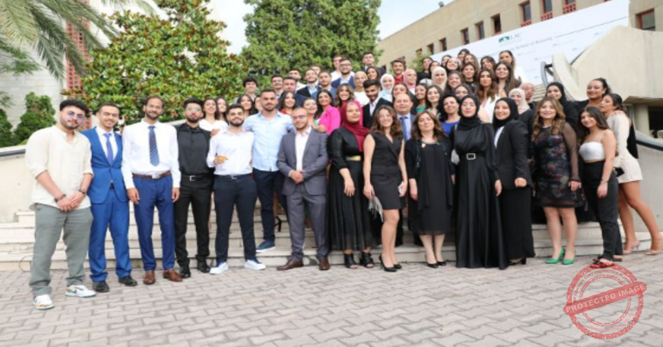 Read more about the article تخريج كلية التمريض في LAU دفعة 2023