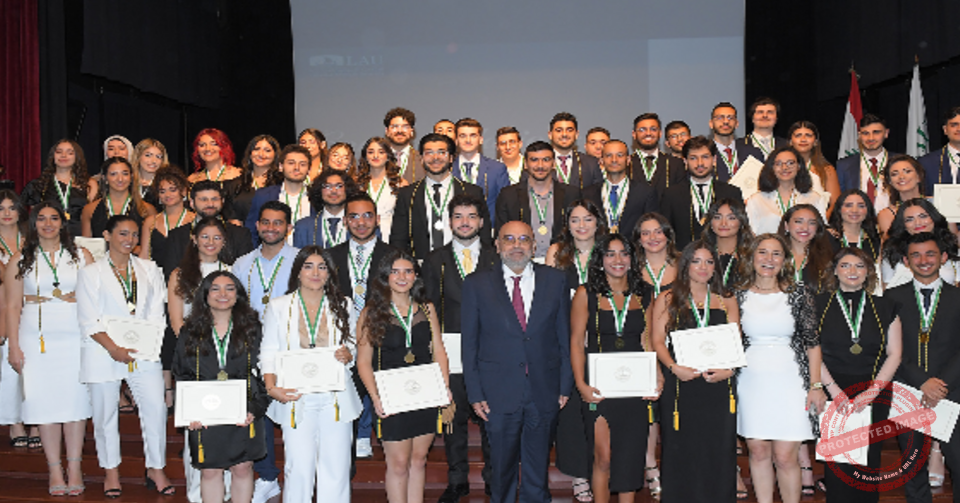 Read more about the article تكريم دفعة 2023 من برنامج المتفوقين في LAU