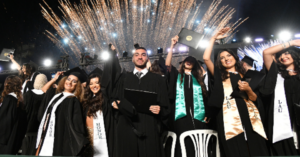Read more about the article LAU إحتفلت بتخريج دفعة 2023 في جبيل