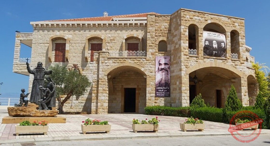 Read more about the article زيّاح قربانيّ من سيّدة البير إلى دير الصّليب