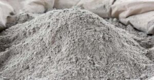 Read more about the article وزارة الصناعة حددت سعر مبيع طن الترابة