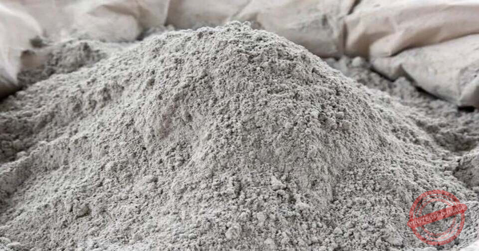 Read more about the article وزارة الصناعة حددت سعر مبيع طن الترابة