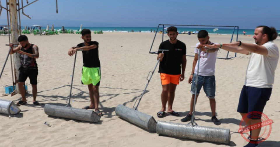 Read more about the article حملة نظافة لشاطئ صور