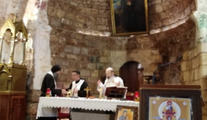 Read more about the article قداس عيد إنتقال السيدة العذراء في الوادي المقدس