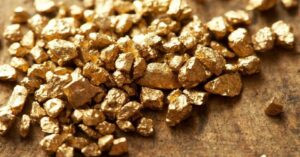 Read more about the article الذهب يرتفع إلى 1900 دولار