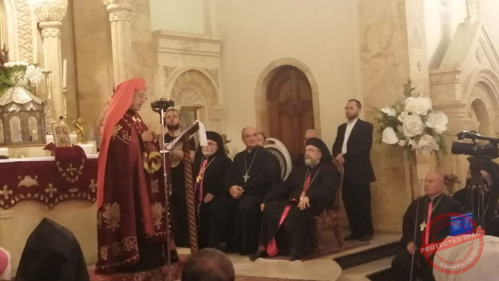 Read more about the article ميناسيان أقام صلاة الشّكر في كنيسة الصليب – حلب