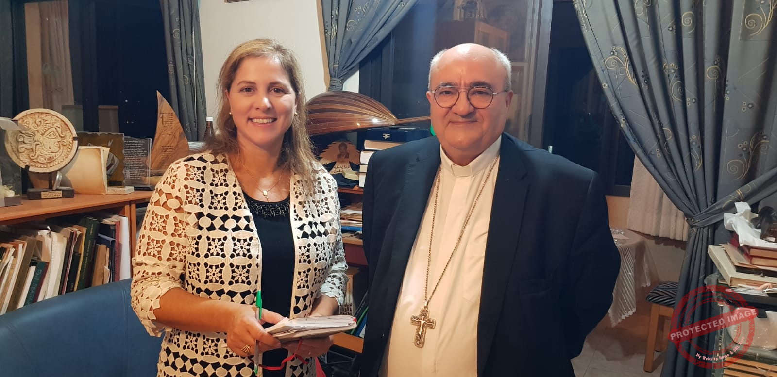 Read more about the article المطران مارون الجميّل لموقع شرقنا: “اين موقف الكنيسة من الإجرام والموت والدمار”.