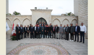 Read more about the article توزيع جوائر وتكريم في اتحاد الرماية والصيد