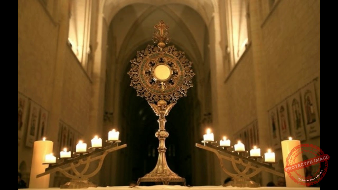 Read more about the article الأب موريس الخوري  لموقع شرقنا:” مقاومتنا بالصلاة… وليس غير الصلاة “.