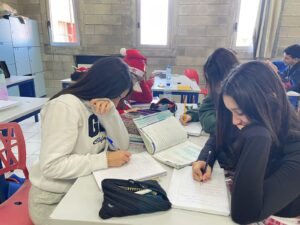 Read more about the article يوم اللغة العربية في مدرسة الأنطونية الدولية عجلتون