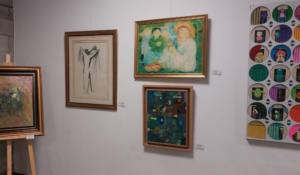 Read more about the article معرض لوحات في مدرسة القلبين الأقدسين السيوفي