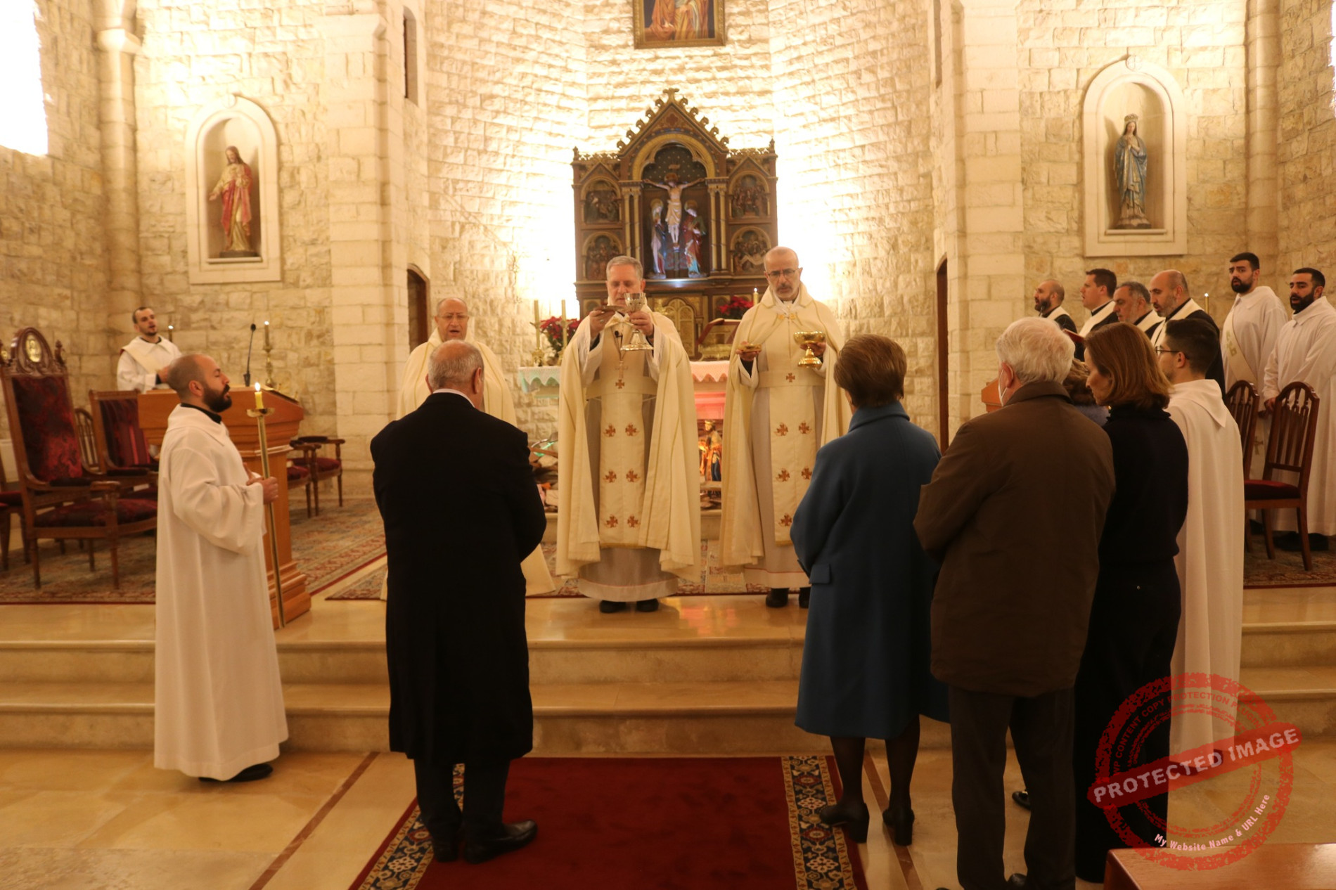 Read more about the article إفتتاح جناح المطران بولس منجد الهاشم