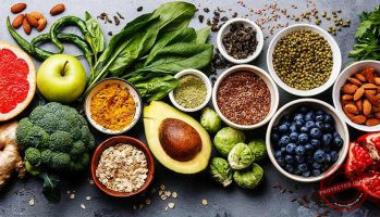 Read more about the article أطعمة تعزز المناعة