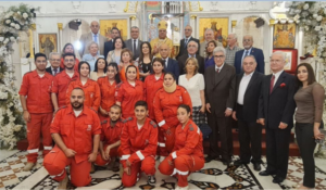 Read more about the article المطران ابراهيم : يد الكنيسة الممدودة لمساعدة المحتاجين