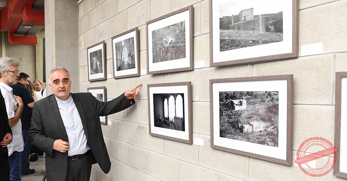 Read more about the article معرض صُوَر للراحل الألماني “هاينز غاوبي” في جامعة سيدة اللويزة