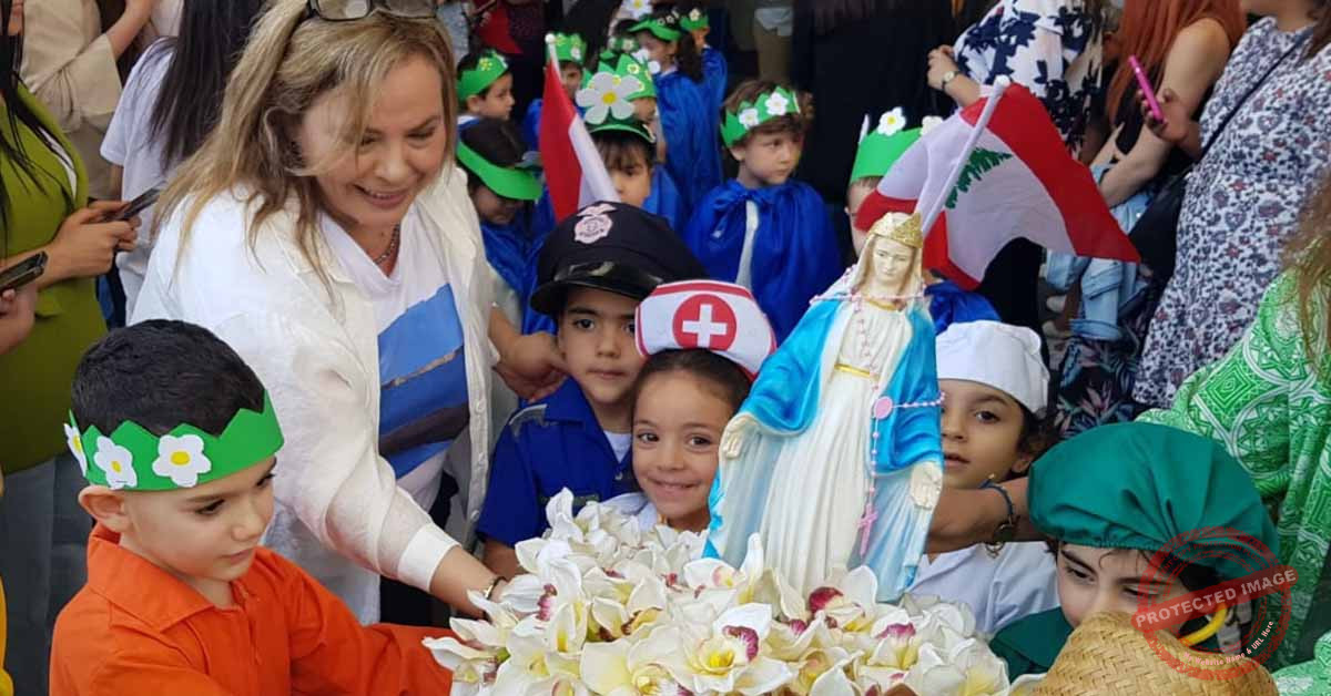 Read more about the article ختام الشهر المريمي في المدرسة الأنطونية الدولية