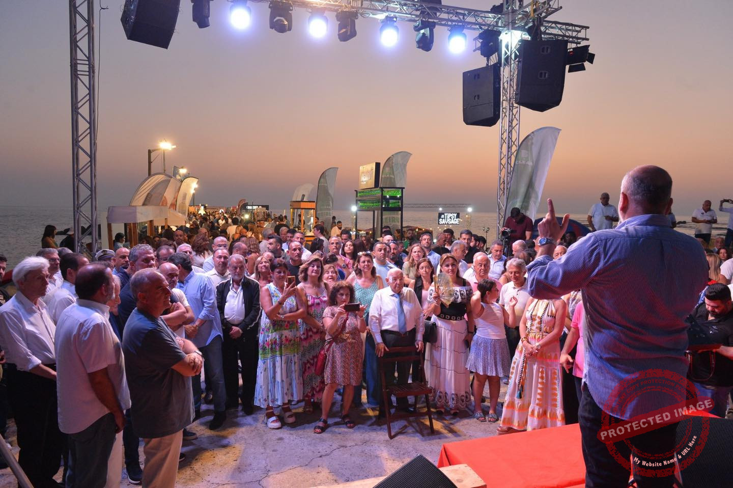 Read more about the article مهرجان النبيذ “بالأبيض والزهري”، بنسخته التّاسعة