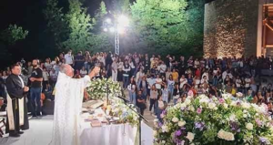 Read more about the article المطران فضّول بعيدِ إنتقالِ السيِّدة العذراء في كنيسةِ سيَّدةِ فقرا: القيامةَ حاصلة لا محالة