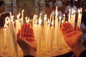 Read more about the article صلوا لمن ضعف إيمانهم امام التجارب القاسية ..