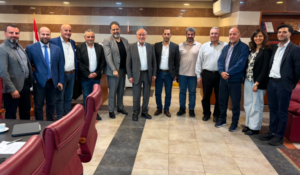 Read more about the article الحلبي التقى روابط المعلمين والطلاب الفائزين بمنح جزائرية