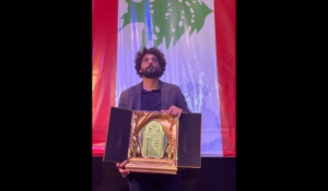 Read more about the article قاسم إسطنبولي يفوز بجائزة أفضل ممثل