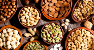 Read more about the article للمكسرات خصائص مفيدة