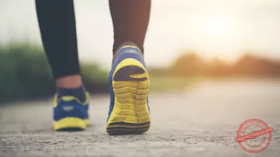 Read more about the article المشي لحرق السعرات الحرارية