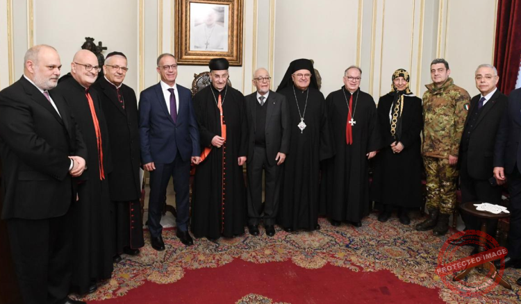 Read more about the article الراعي قدم إلى رئيس جمعية “فرسان مالطا” اللبنانية وسام مار مارون