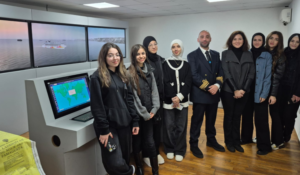 Read more about the article زيارة طالبية للأكاديمية البحرية في طبرجا